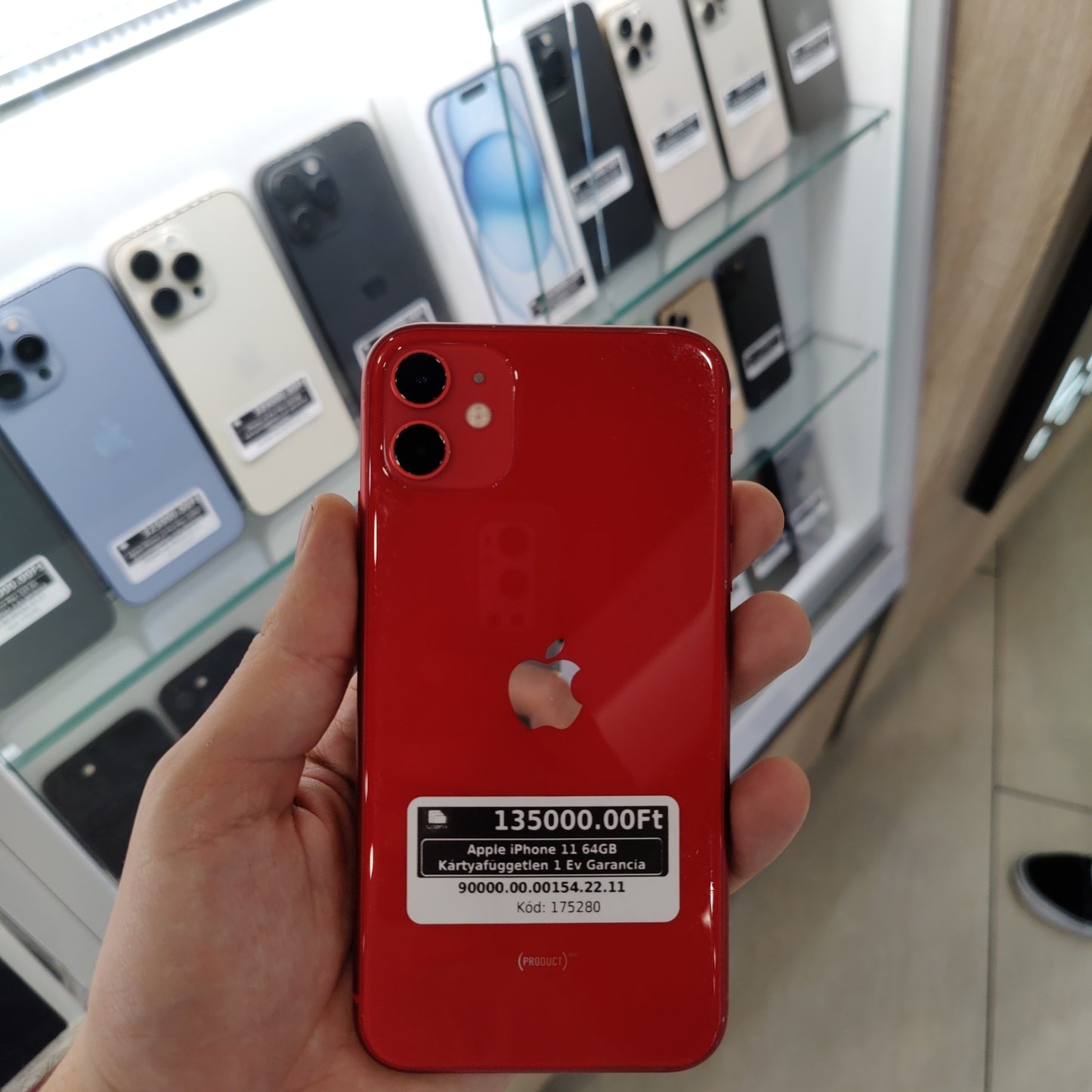 Apple iPhone 11 64GB Kártyafüggetlen 1 Év Garancia Akku: 100%