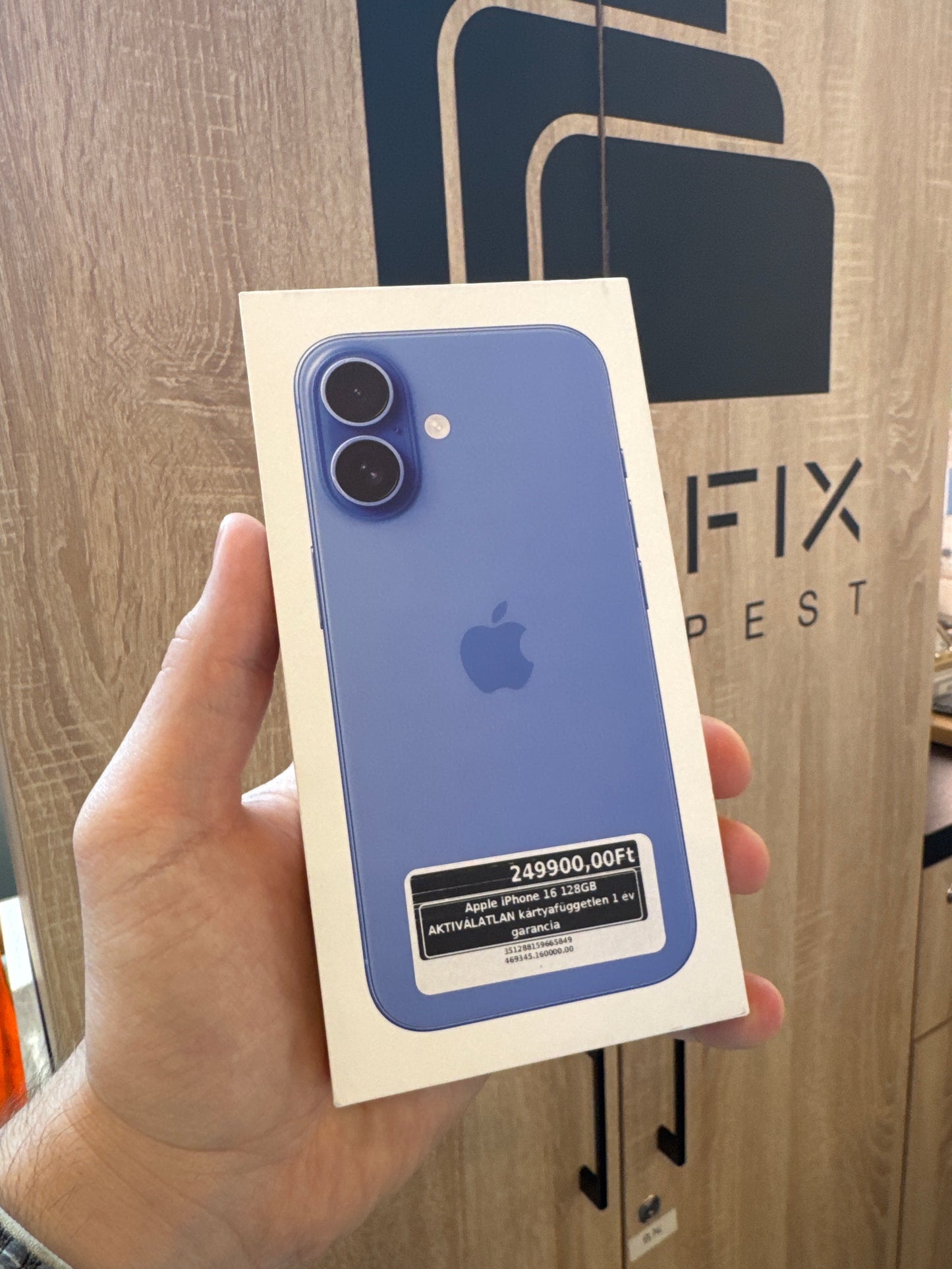 Apple iPhone 16 128GB AKTIVÁLATLAN kártyafüggetlen 1 év garancia