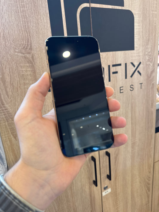 Apple iPhone 16 Pro Max 256GB 100% akku kártyafüggetlen 1 év garancia