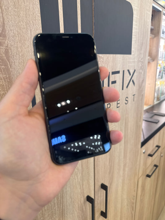 Apple iPhone 11 64GB 100% kártyafüggetlen 1 év garancia