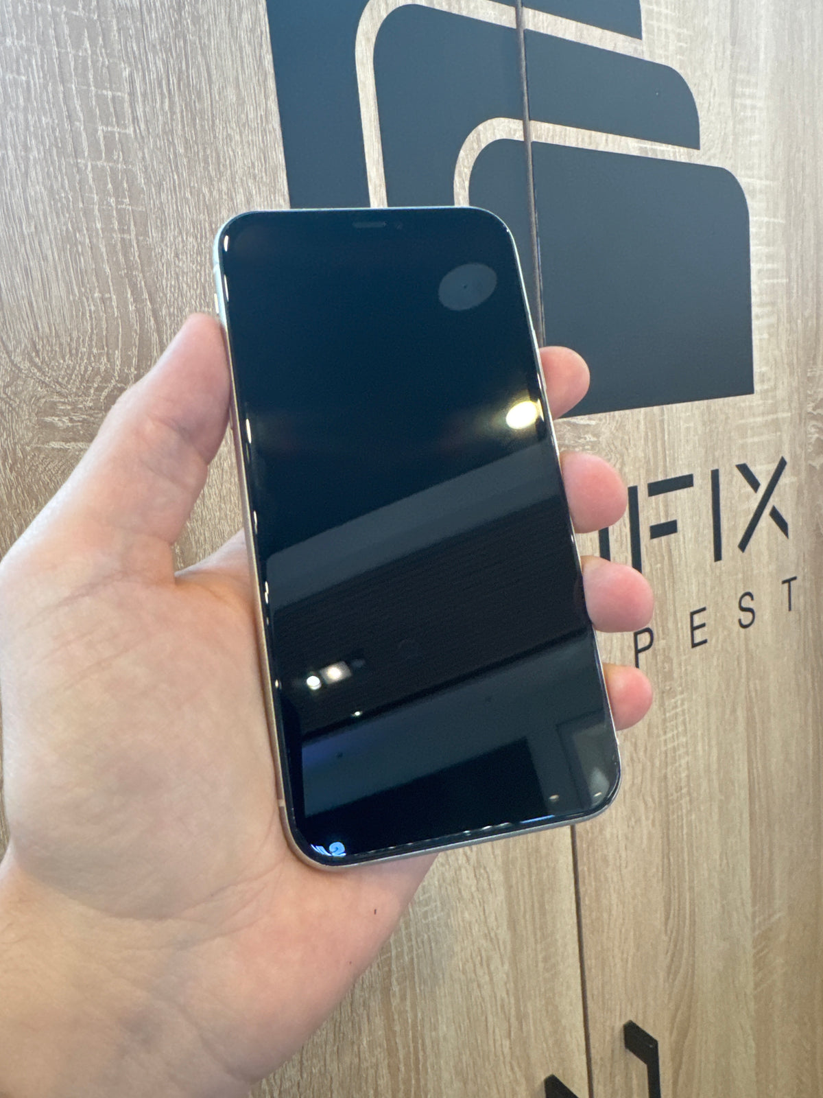 Apple iPhone 11 64GB 100% akku kártyafüggetlen 1 év garancia