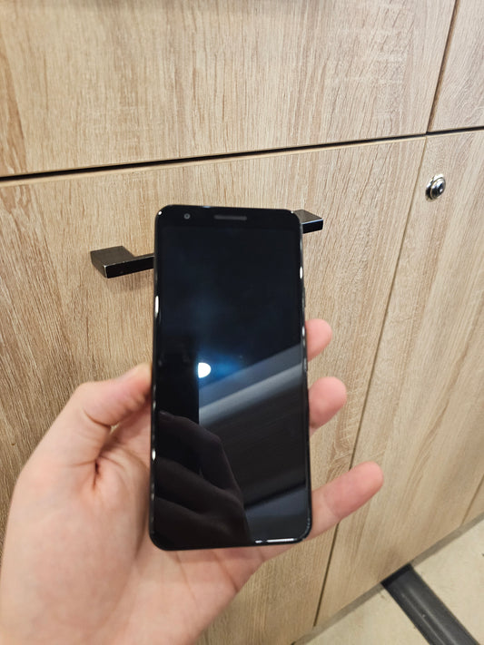 Google Pixel 3a 4/64GB Kártyafüggetlen 1 Év Garancia