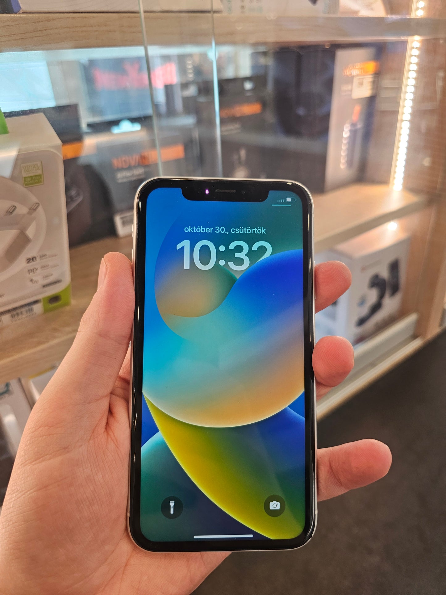 Apple Iphone XR 64GB Kártyafüggetlen 1 Év Garancia