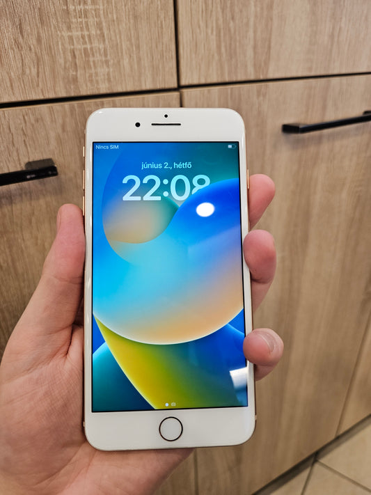Apple Iphone 8 Plus 64GB Kártyafüggetlen 1 Év Garancia