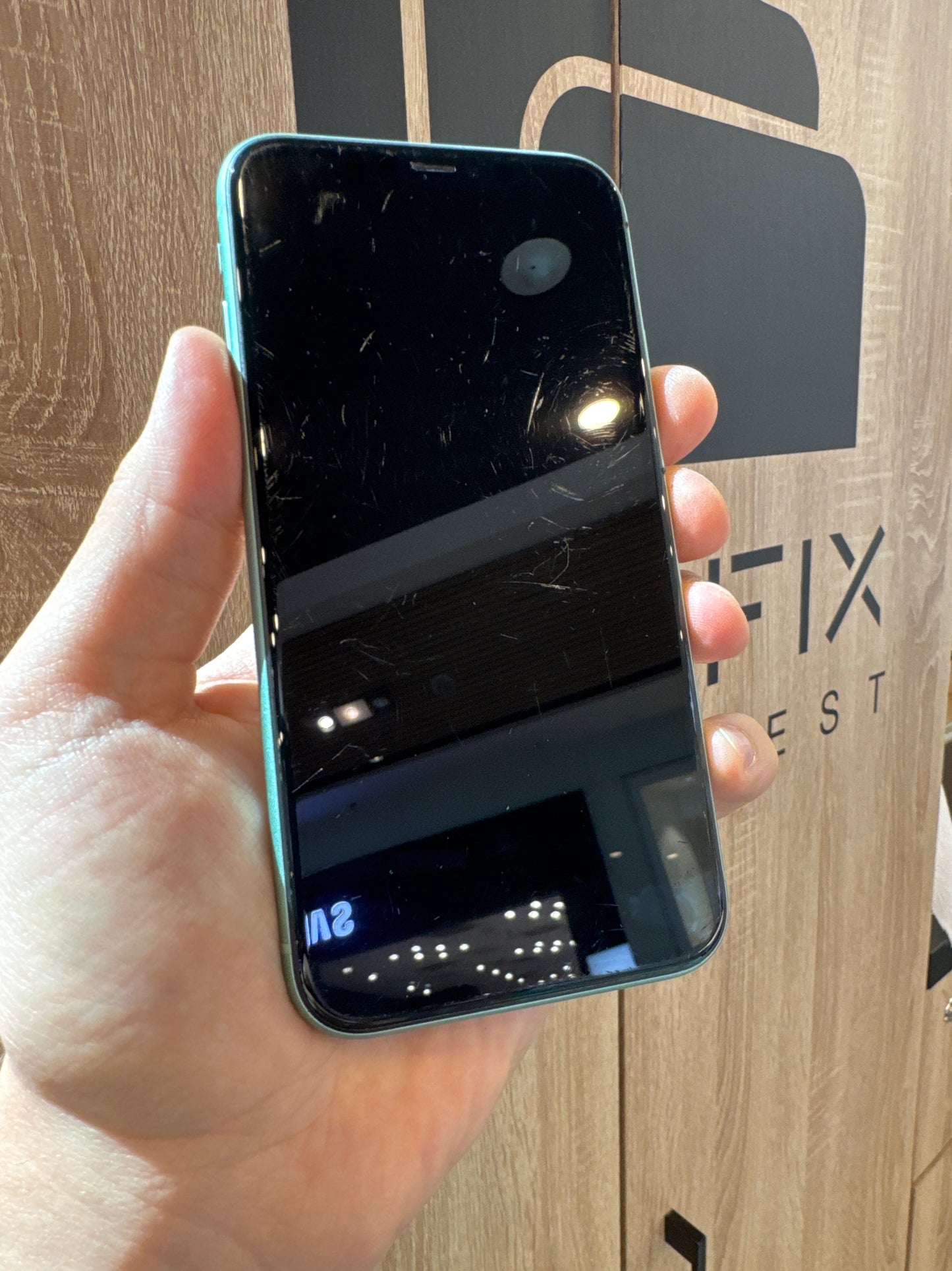 Apple iPhone 11 128GB 100% akku kártyafüggetlen 1 év garancia
