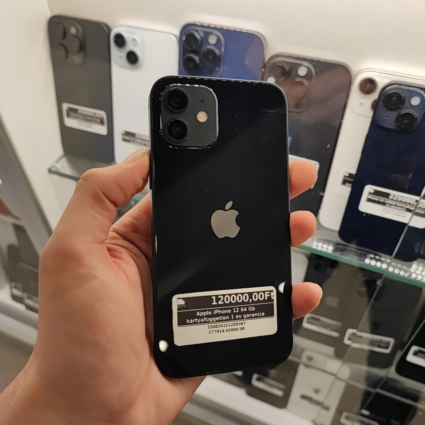 Apple iPhone 12 64 Gb kártyafüggetlen 1 év garancia