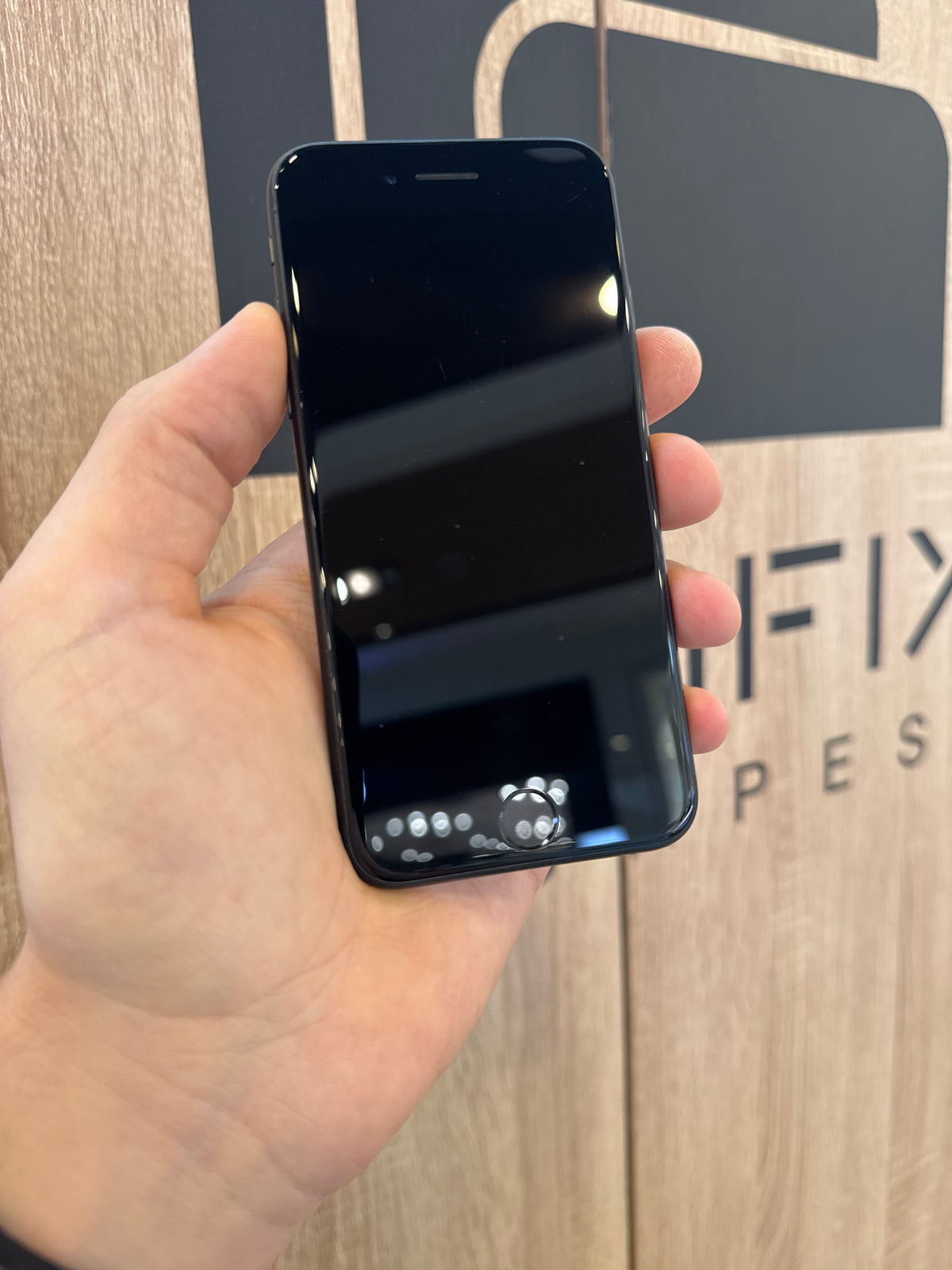 Apple iPhone SE 2020 128GB 100% akku kártyafüggetlen 1 év garancia