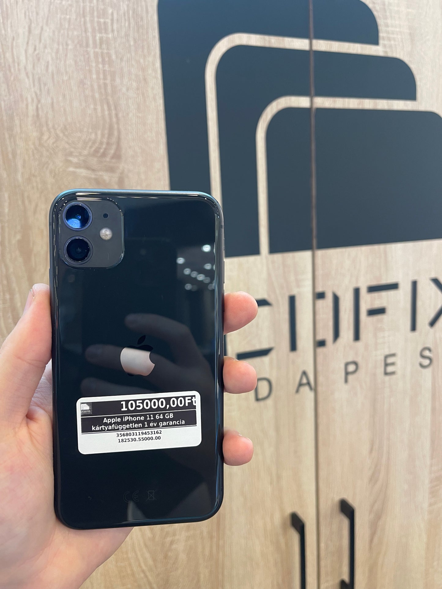 Apple iPhone 11 64 GB kártyafüggetlen 1 év garancia LCD Fix mobiltelefon szerviz