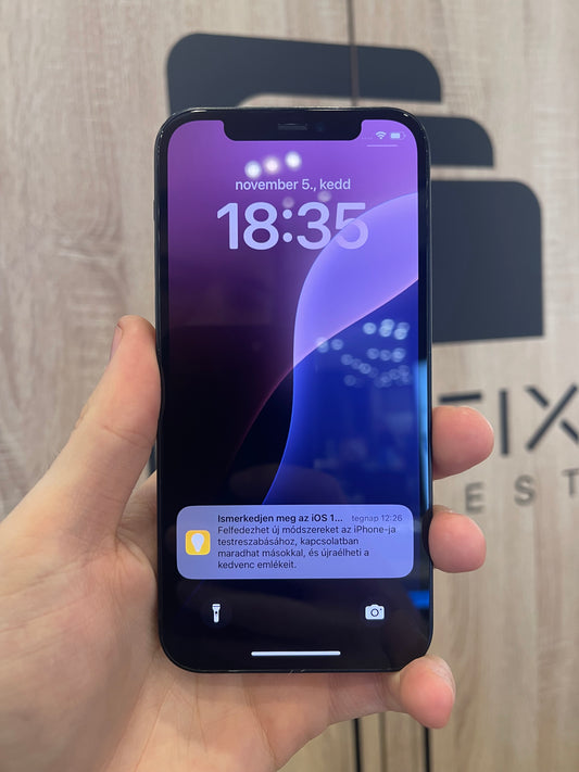Apple iPhone 12 64 GB kártyafüggetlen 1 év garancia