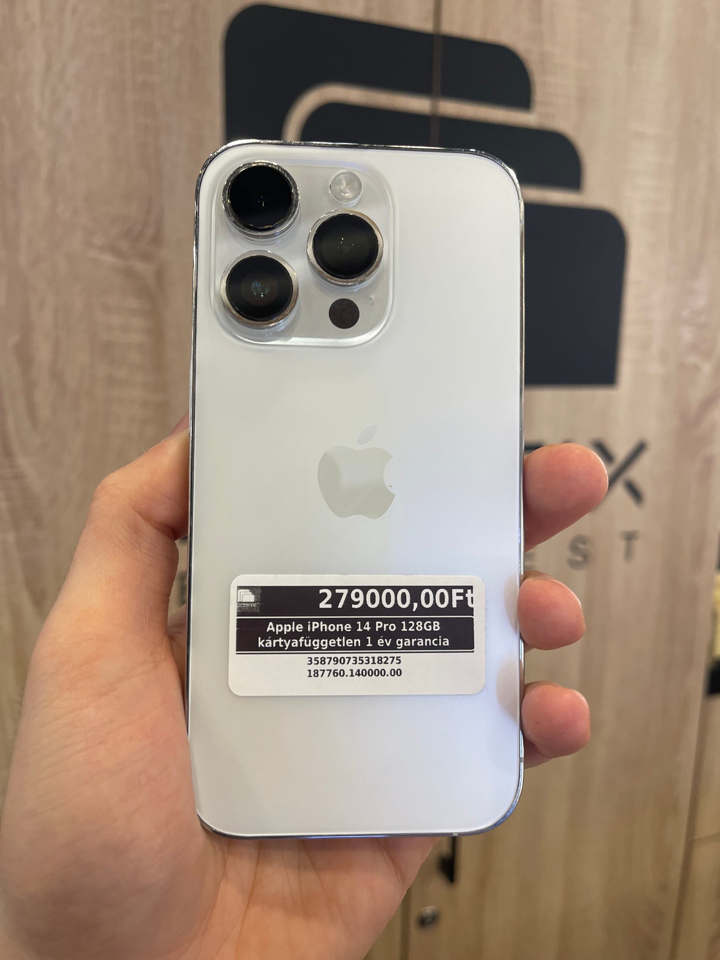 Apple iPhone 14 Pro 128GB kártyafüggetlen 1 év garancia