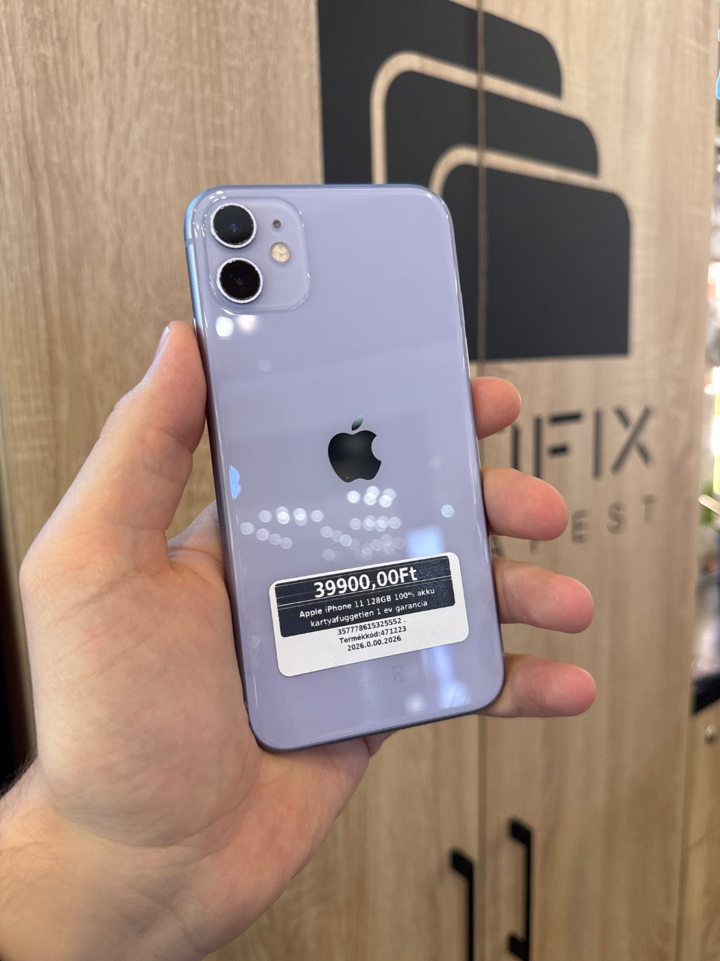 Apple iPhone 11 128GB 100% akku kártyafüggetlen 1 év garancia
